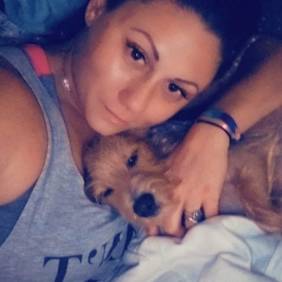 Meet your Posher, Melissa - Picture 1 of 1